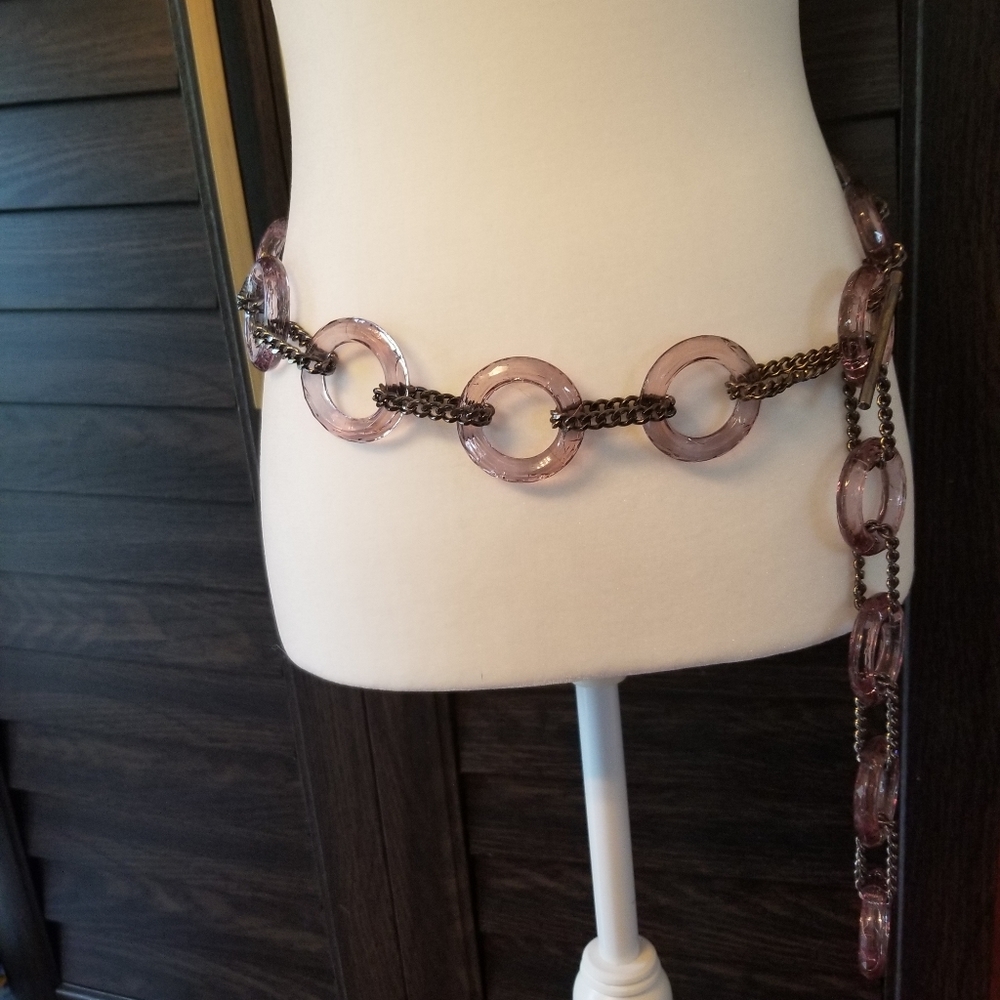 Adjustable lucite ring and gunmetal chain belt